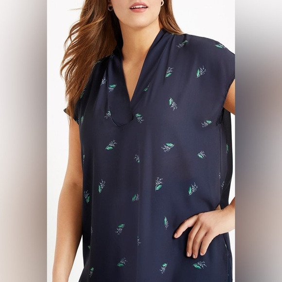 Eloquii Navy and Green Tunic Top - Picture 1 of 10